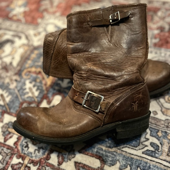 Frye Women's Brown Leather Boots - Picture 2 of 7